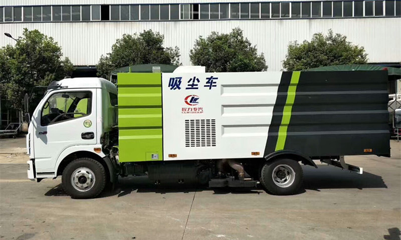 東風(fēng)大多利卡吸塵車(chē)