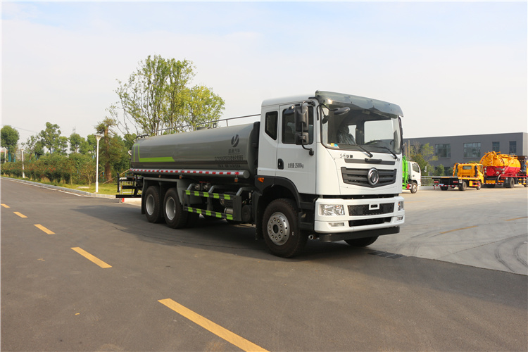 東風(fēng)華神T5后雙橋20噸縱昂牌CLT5250GPSEQ6型綠化噴灑車價格
